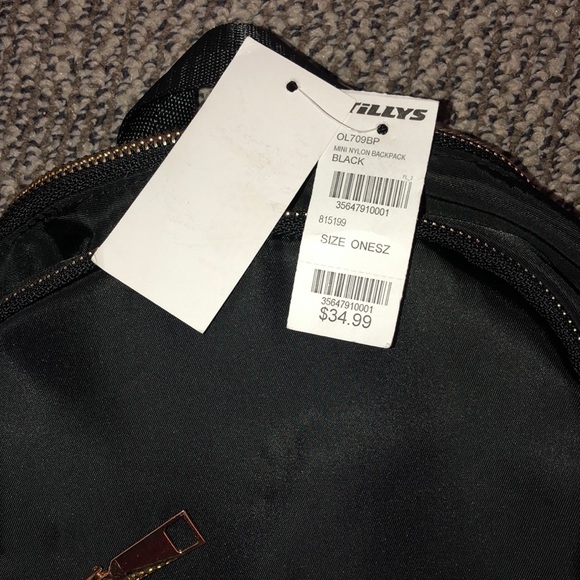 Small black backpack - Picture 2 of 3